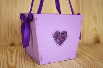 ПУ443-02-0911Подарочная упаковка с сердцем с бисером(16,5*12*14)МДФ,окраш.,оформл.,Сиреневый-фиолет.